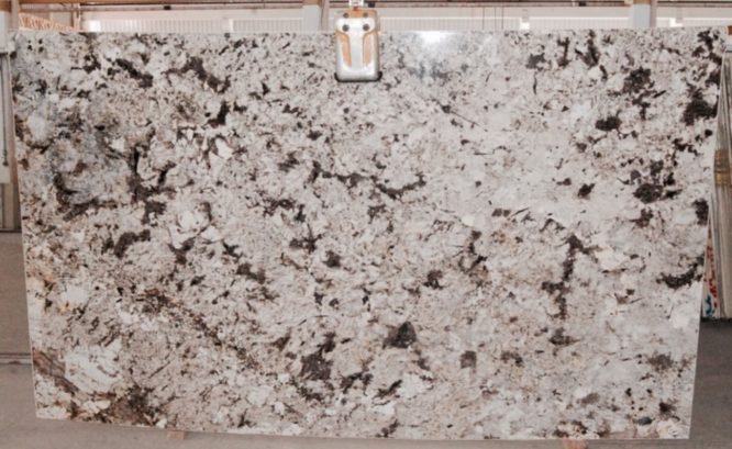 Fully polished granite slab is ready to be shipped