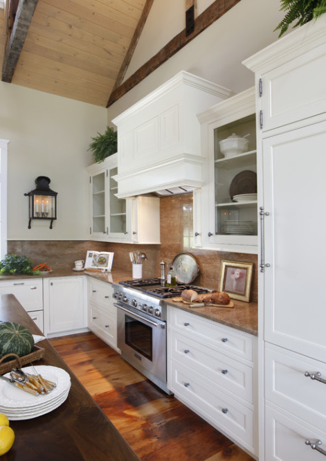 Traditional Kitchen